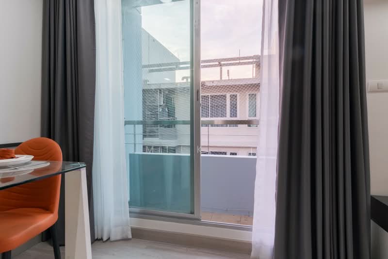The Kris Ratchada 17, Bangkok, Inthamara 45 Alley, Din Daeng, Bangkok, 1 Bedroom, 37 sqm, Condo For Sale, by Milk ., 500421628 - DDproperty.com