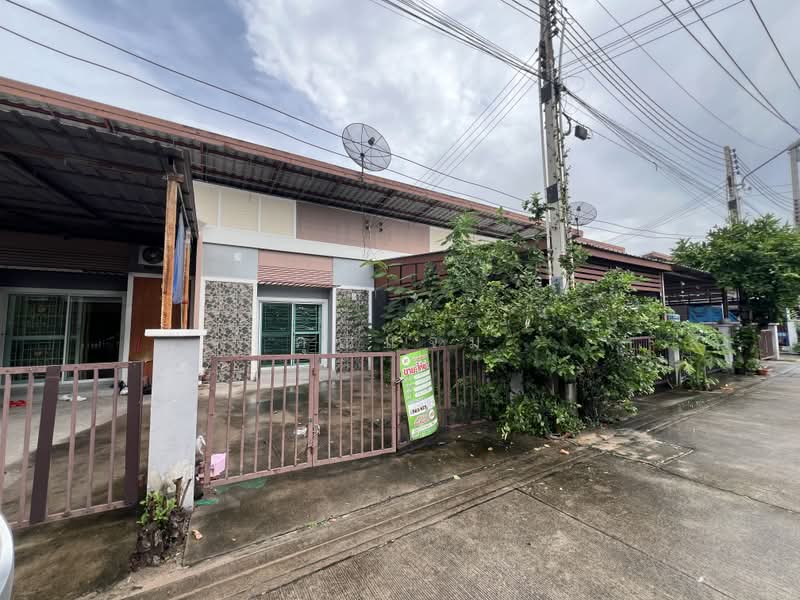 Yotaka Ville 2, Chon Buri (Pattaya), Bo Win, Si Racha, Chon Buri (Pattaya), 2 Bedrooms, 98 sqm, Townhouse For Rent, by คุณแจม, 500421716 - DDproperty.com