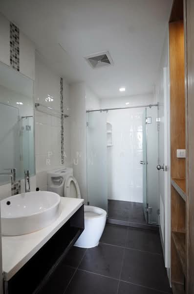 Wish @ Samyan, Bangkok, 18 Siphaya Road, Maha Phrutharam, Bang Rak, Bangkok, 1 Bedroom, 37 sqm, Condo For Rent, by Panupak Reungtanasarn, 500421739 - DDproperty.com