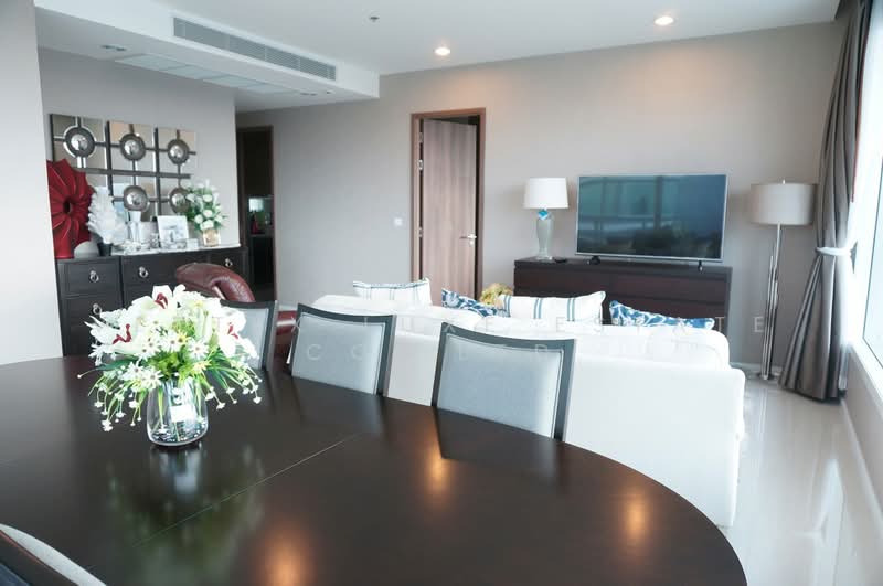 Menam Residences, Bangkok, 2088 Charoenkrung Road, Wat Prayakrai, Bang Kho Laem, Bangkok, 2 Bedrooms, 99 sqm, Condo For Rent, by Vertex Luxe Estate Co.,LTD, 500421783 - DDproperty.com