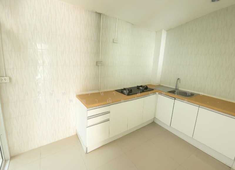 Golden Town Watcharapol-Sukhapiban 5, Bangkok, Sukhaphiban 5 Road, O-Ngoen, Sai Mai, Bangkok, 4 Bedrooms, 131 sqm, Townhouse For Sale, by Bangkok Commercial Asset Management Com, 500421877 - DDproperty.com