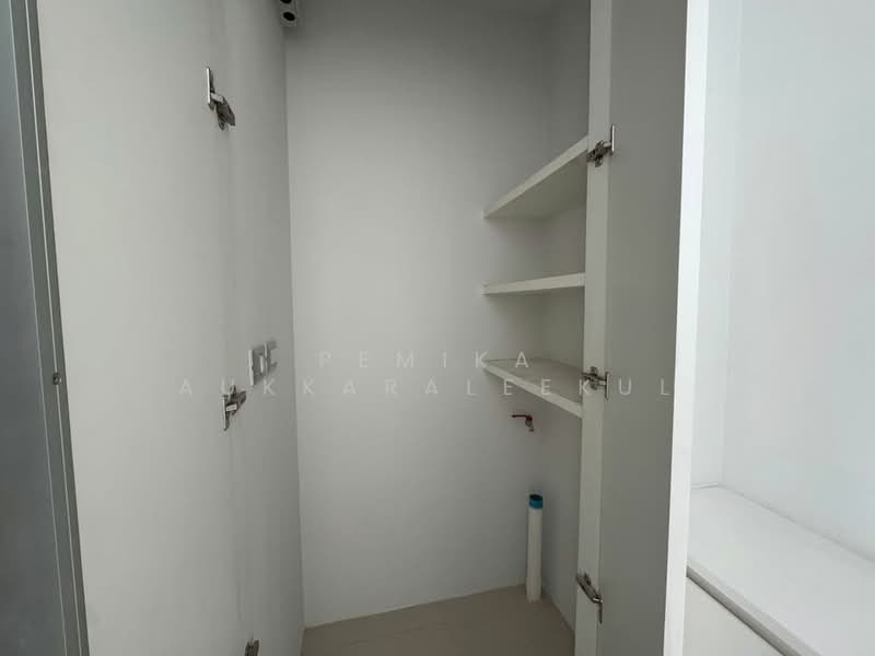 Rhythm Sukhumvit 42, Bangkok, Soi Sukhumvit 42, Sukhumvit Road, Phra Kanong, Khlong Toei, Bangkok, 1 Bedroom, 45 sqm, Condo For Sale, by Pemika Aukkaraleekul, 500421900 - DDproperty.com