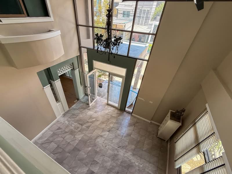 อาคารให้เช่า ทาวน์อินทาวน์ รามอินทรา ลาดพร้าว : Buildings for rent in Town in Town, Ramintra, Ladpra, Bangkok, Phlapphla, Wang Thonglang, Bangkok, , 300 sqm, Shophouse For Rent, by TOAH T., 500421909 - DDproperty.com