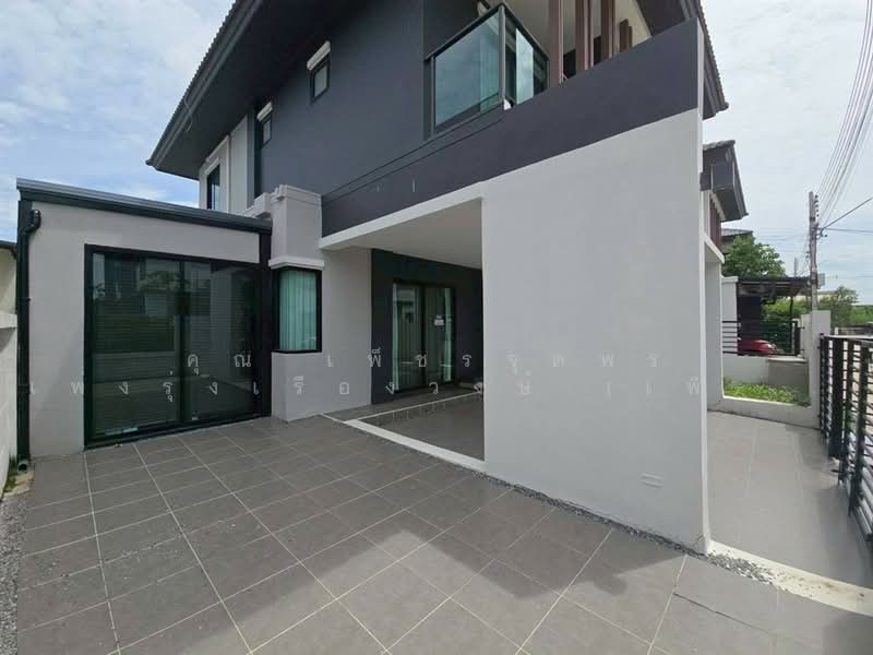 เอ็นซี ออนกรีน ปาล์ม พาร์ค 1 (Nc on Green Palm Park ), ปทุมธานี, ถนนลำลูกกา, ลาดสวาย, ลำลูกกา, ปทุมธานี, 160 ตร.ม., บ้านแฝด ขาย, โดย คุณ เพ็ชรจุตพร เพ่งรุ่งเรืองวงษ์ (เพ็ชร), 500421912 - DDproperty.com