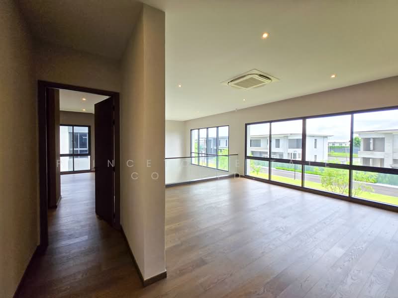 Lake Legend Bangna-Suvarnabhumi, Samut Prakan, Soi King Kaew 37, Rachathewa, Bang Plee, Samut Prakan, 4 Bedrooms, 489 sqm, Single Detached House For Sale, by Princeton Estate Co.,Ltd., 500421928 - DDproperty.com