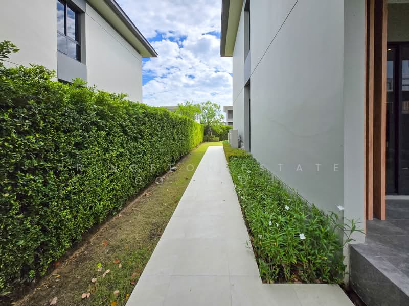 Lake Legend Bangna-Suvarnabhumi, Samut Prakan, Soi King Kaew 37, Rachathewa, Bang Plee, Samut Prakan, 4 Bedrooms, 489 sqm, Single Detached House For Sale, by Princeton Estate Co.,Ltd., 500421928 - DDproperty.com
