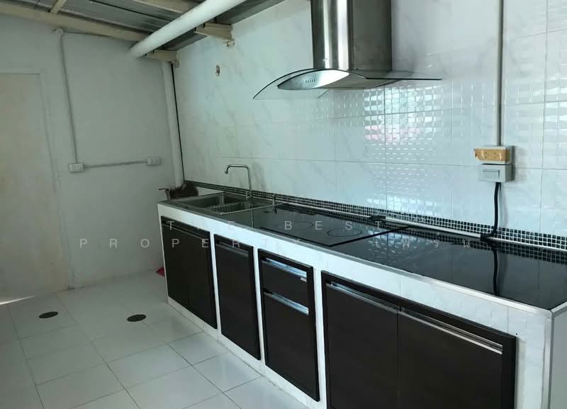 Baan Pruksa 114/2 Thaparak-Muangmai : บ้านพฤกษา 114/2 เทพารักษ์-เมืองใหม่ฯ, สมุทรปราการ, บางเพรียง, บางบ่อ, สมุทรปราการ, 150 ตร.ม., ทาวน์เฮ้าส์ ขาย, โดย The Best Property เฟิร์น, 500421998 - DDproperty.com