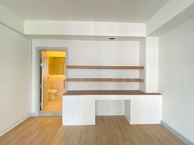 Villa Bajaj, Bangkok, Soi Sukhumvit 19, Khlongtoei Nua, Watthana, Bangkok, 2 Bedrooms, 161 sqm, Condo For Rent, by Knight Frank Chartered (Thailand) Co.,Ltd, 500422003 - DDproperty.com