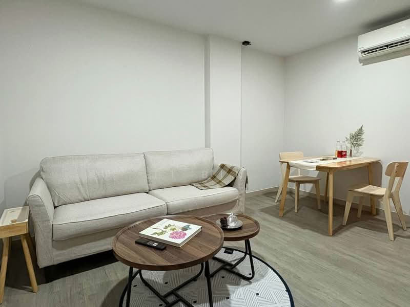 The Shade Sathorn 1, Bangkok, Soi Sri Bamphen, Chong Nonsi, Yan Nawa, Bangkok, 1 Bedroom, 40 sqm, Condo For Rent, by Li Bin, 500422012 - DDproperty.com