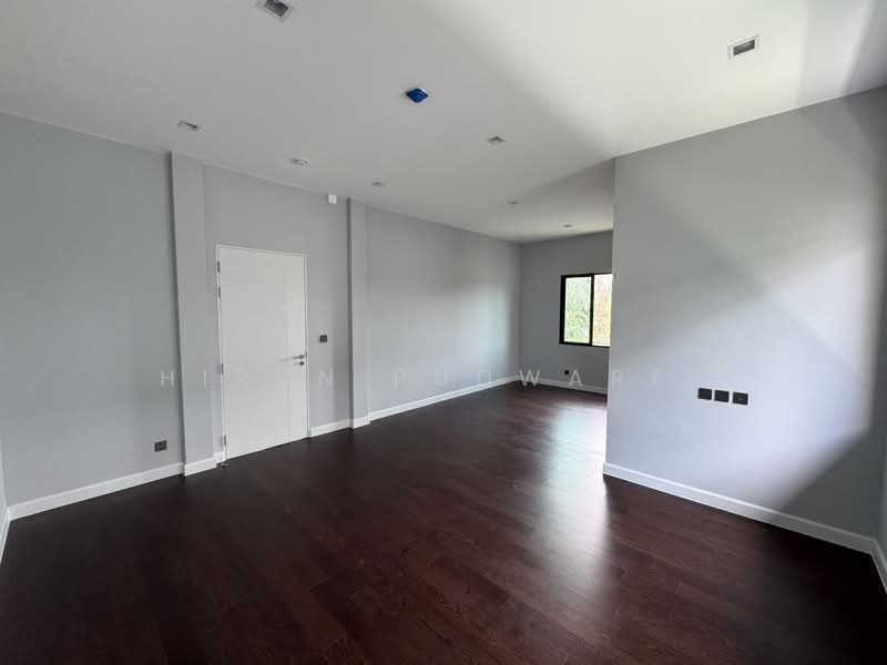 แกรนด์ บางกอก บูเลอวาร์ด ราชพฤกษ์ พรานนก, Bangkok, Bang Chuek Nang, Taling Chan, Bangkok, 4 Bedrooms, 575 sqm, Single Detached House For Sale, by Hirun Pudwaree, 500422021 - DDproperty.com
