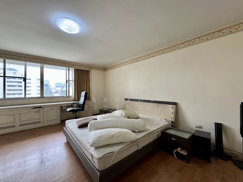 D.S. Tower 1 Sukhumvit 33, Bangkok, Soi Phrom Chit, Khlong Tan Nua, Watthana, Bangkok, 3 Bedrooms, 236 sqm, Condo For Sale, by Bangkok Residential, 500422025 - DDproperty.com