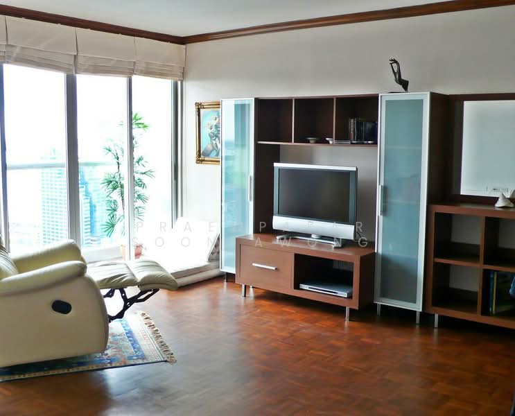 Silom Suite, Bangkok, Soi Sathorn 12, Sathorn Road, Silom, Bang Rak, Bangkok, 1 Bedroom, 40 sqm, Condo For Rent, by Praewpakar Soontawong, 500422026 - DDproperty.com
