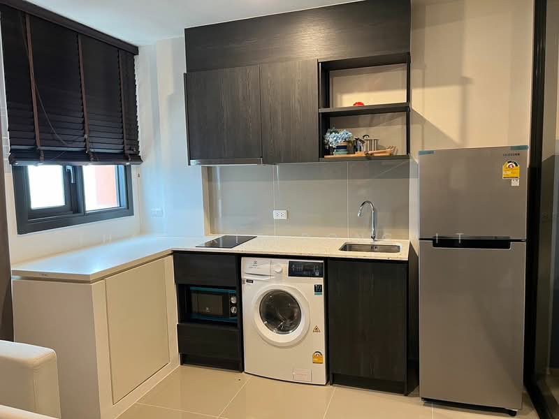 XT Huaikhwang, Bangkok, 244 Ratchadaphisek Road, Huai Khwang, Bangkok, 1 Bedroom, 30 sqm, Condo For Rent, by Thanakit Pongpit, 500422029 - DDproperty.com