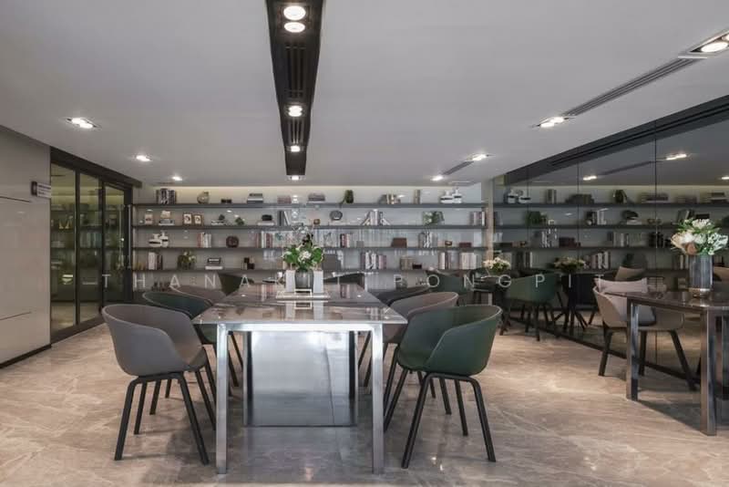IDEO Sathorn-Wongwian Yai, Bangkok, 219 Soi Krung Thonburi 1, Khlong Ton Sai, Khlong San, Bangkok, 1 Bedroom, 27 sqm, Condo For Rent, by Thanakit Pongpit, 500422044 - DDproperty.com