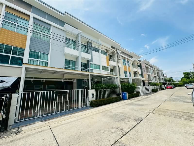 The Estate Srinakarin 1, Bangkok, Soi On Nut 46, Suan Luang, Bangkok, 4 Bedrooms, 150 sqm, Townhouse For Sale, by คุณ บัณฑิต คุ้มแจ้ง (เก่ง), 500422045 - DDproperty.com