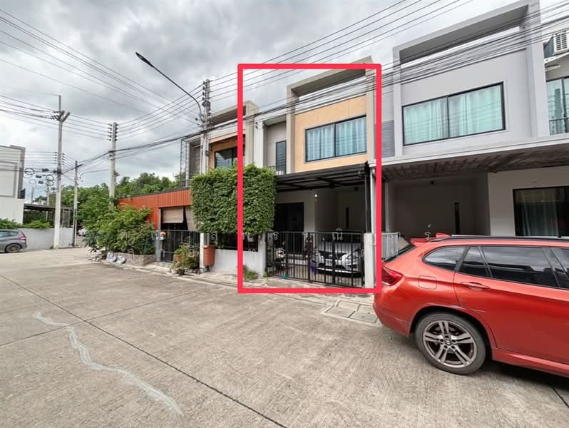 S Gate Bangkok-Pathumthani, Pathum Thani, Soi Wat Nong Prong, Bang Dua, Muang Pathum Thani, Pathum Thani, 3 Bedrooms, 120 sqm, Townhouse For Sale, by คุณ สุพรรณิการ์ ลูกอินทร์ (ตูน), 500422104 - DDproperty.com