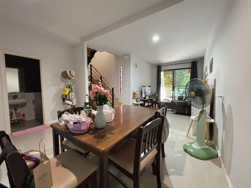 S Gate Bangkok-Pathumthani, Pathum Thani, Soi Wat Nong Prong, Bang Dua, Muang Pathum Thani, Pathum Thani, 3 Bedrooms, 120 sqm, Townhouse For Sale, by คุณ สุพรรณิการ์ ลูกอินทร์ (ตูน), 500422104 - DDproperty.com