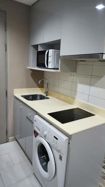 IDEO MOBI Sukhumvit 81, Bangkok, 2097 Sukhumvit Road, Bang Chak, Phra Khanong, Bangkok, 1 Bedroom, 31 sqm, Condo For Rent, by Praewpakar Soontawong, 500422189 - DDproperty.com