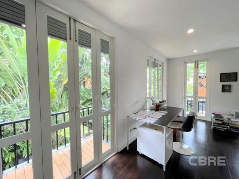 ซอย สุขุมวิท 26, Bangkok, Khong Tan, Khlong Toei, Bangkok, 5 Bedrooms, 350 sqm, Single Detached House For Sale, by CBRE (Thailand) Co.,Ltd, 500422309 - DDproperty.com