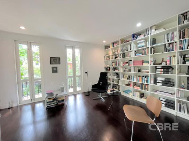 ซอย สุขุมวิท 26, Bangkok, Khong Tan, Khlong Toei, Bangkok, 5 Bedrooms, 350 sqm, Single Detached House For Sale, by CBRE (Thailand) Co.,Ltd, 500422309 - DDproperty.com