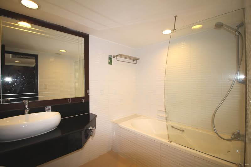 Omni Tower Sukhumvit Nana, Bangkok, 69 Sukhumvit 4 Alley, Khlong Toei, Bangkok, 2 Bedrooms, 77 sqm, Condo For Sale, by CBRE (Thailand) Co.,Ltd, 500422344 - DDproperty.com