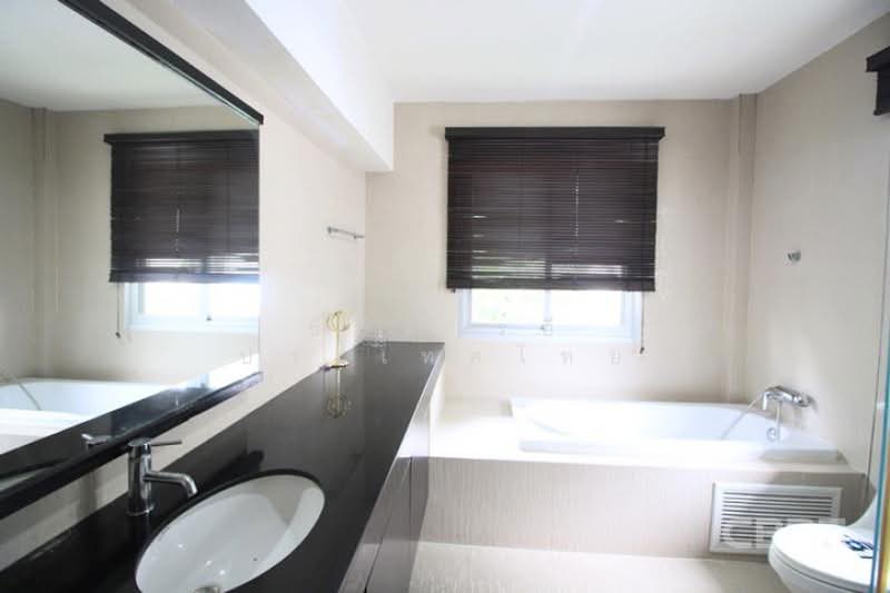 Noble Tara Pattanakarn, Bangkok, Suan Luang, Bangkok, 3 Bedrooms, 350 sqm, Single Detached House For Sale, by CBRE (Thailand) Co.,Ltd, 500422375 - DDproperty.com