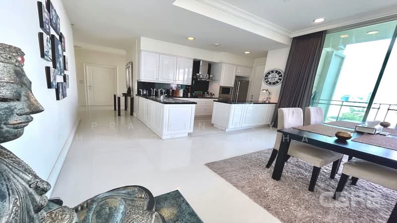 Royce Private Residences, Bangkok, 61 Soi Sukhumvit 31, Khlongtoei Nua, Watthana, Bangkok, 1 Bedroom, 111 sqm, Condo For Sale, by Praphinleeya Phuengkhuankhan, 500422400 - DDproperty.com