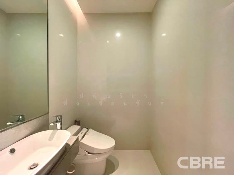 Q1 Sukhumvit, Bangkok, 1 Sukhumvit Road, Khlong Toei, Bangkok, 3 Bedrooms, 204 sqm, Condo For Sale, by ปพิณริยา พึ่งเขื่อนขันธ์, 500422471 - DDproperty.com