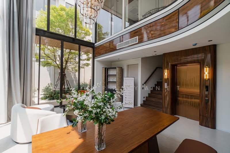 Posh Eastville, Bangkok, ซอย นาคนิวาส 18, Lat Phrao, Bangkok, 3 Bedrooms, 588 sqm, Townhouse For Sale, by Kay Tippayanet, 500422496 - DDproperty.com