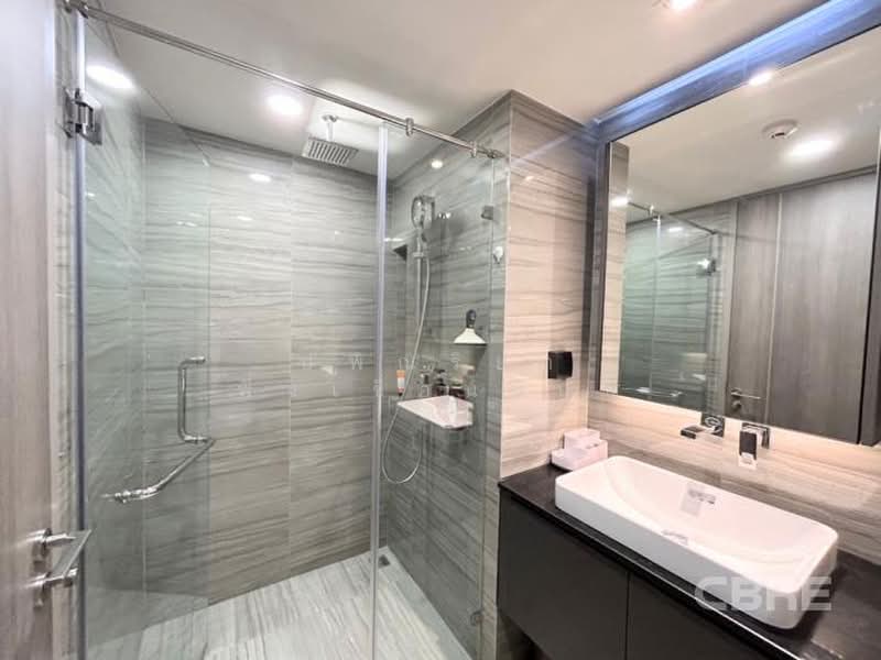 Klass Sarasin-Rajdamri, Bangkok, 229 Sarasin Road, Lumphini, Pathum Wan, Bangkok, 3 Bedrooms, 110 sqm, Condo For Sale, by ปพิณริยา พึ่งเขื่อนขันธ์, 500422530 - DDproperty.com