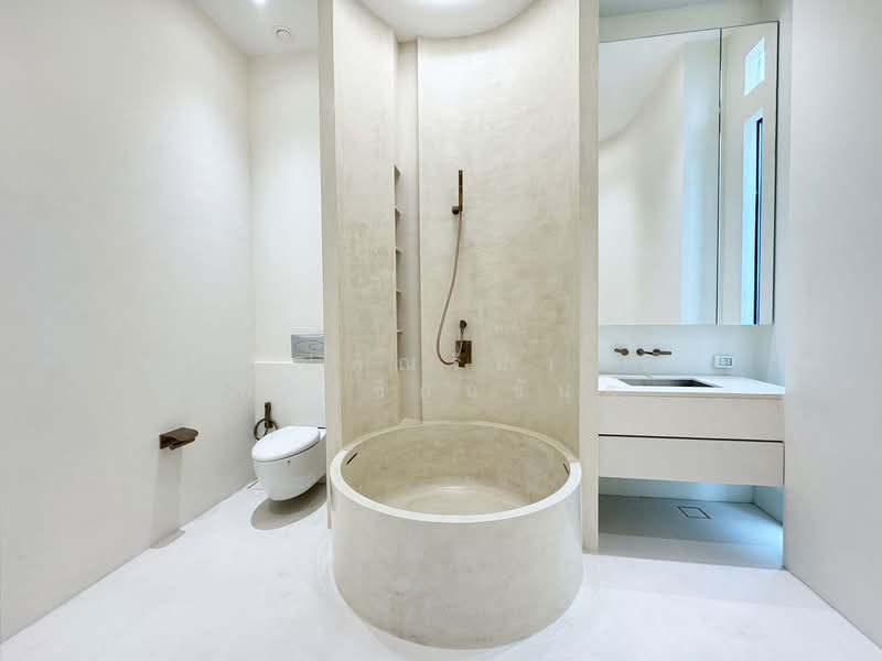 The Diplomat 39, Bangkok, 18 Soi Sukhumvit 39, Sukhumvit Road, Khlong Tan Nua, Watthana, Bangkok, 4 Bedrooms, 444 sqm, Condo For Sale, by ปพิณริยา พึ่งเขื่อนขันธ์, 500422551 - DDproperty.com