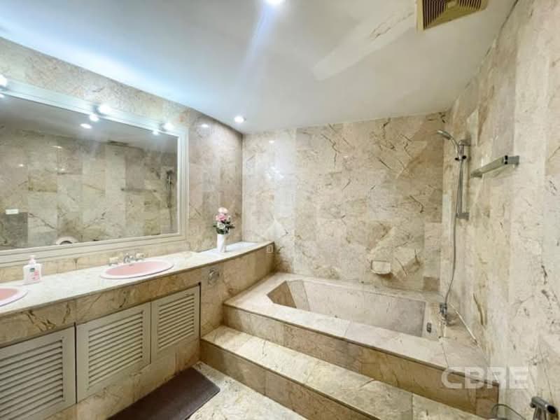 Supakarn Condominium, Bangkok, Charoennakorn Road, Khlong Ton Sai, Khlong San, Bangkok, 3 Bedrooms, 273 sqm, Condo For Sale, by ปพิณริยา พึ่งเขื่อนขันธ์, 500422556 - DDproperty.com