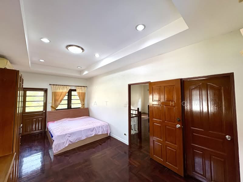 Utthayanthong Chaeng Watthana - Pak Kret 19, Nonthaburi, Soi Chaengwattana-Pak Kret 19, Chaengwattana Road, Bang Phut, Pak Kret, Nonthaburi, 3 Bedrooms, 283 sqm, Single Detached House For Rent, by Siwanat Atakhom, 500422562 - DDproperty.com