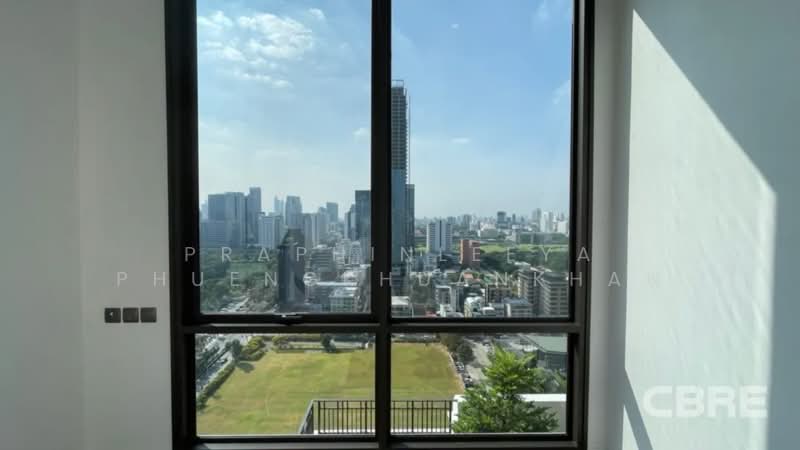 Muniq Langsuan, Bangkok, Soi Tonson, Lumphini, Pathum Wan, Bangkok, 3 Bedrooms, 121 sqm, Condo For Sale, by Praphinleeya Phuengkhuankhan, 500422572 - DDproperty.com