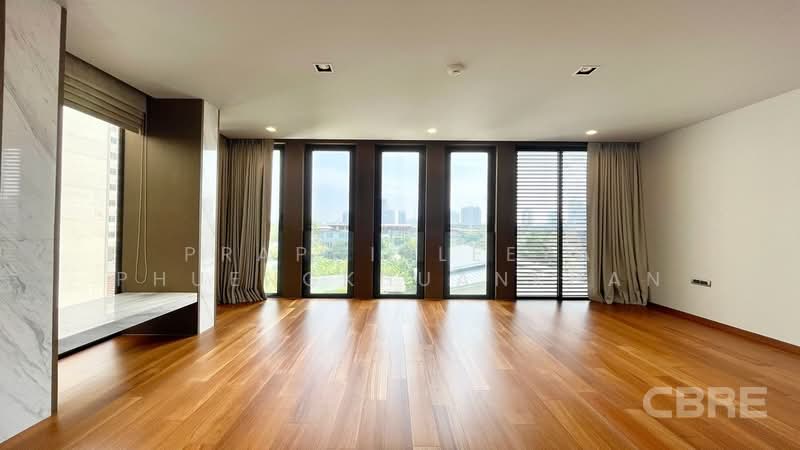 Villazzo 10, Bangkok, Phra Kanong Nua, Watthana, Bangkok, 4 Bedrooms, 660 sqm, Single Detached House For Sale, by Praphinleeya Phuengkhuankhan, 500422586 - DDproperty.com