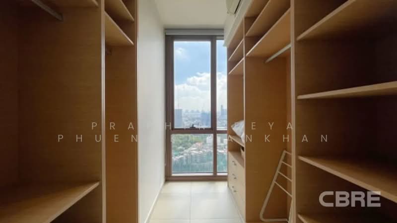 The Lofts Ekkamai, Bangkok, 1415 Sukhumvit Road, Phra Kanong Nua, Watthana, Bangkok, 2 Bedrooms, 120 sqm, Condo For Sale, by Praphinleeya Phuengkhuankhan, 500422591 - DDproperty.com