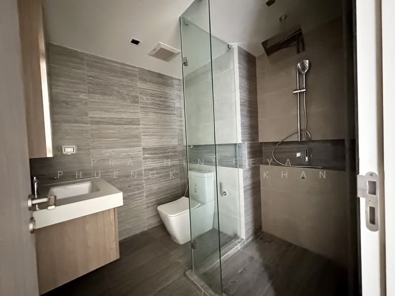 Craft Ploenchit, Bangkok, 1053 Witthayu Road, Lumphini, Pathum Wan, Bangkok, 2 Bedrooms, 66 sqm, Condo For Sale, by Praphinleeya Phuengkhuankhan, 500422600 - DDproperty.com