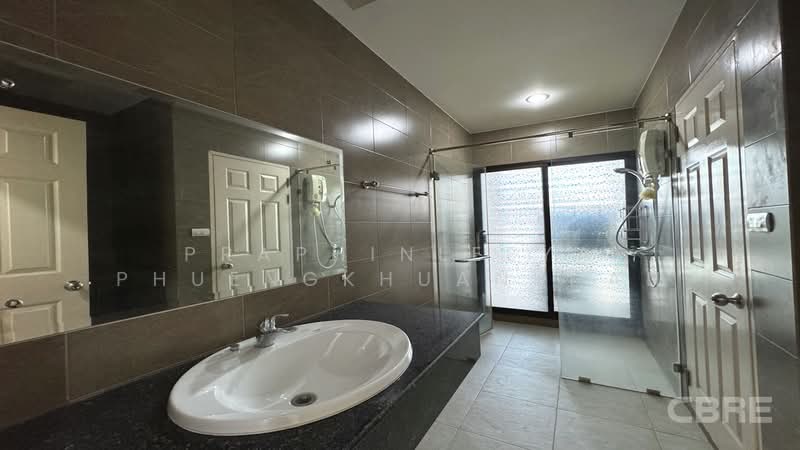 Areeya Mandarina Sukhumvit 77, Bangkok, Sukhumvit 77 Road (On Nut), Suan Luang, Bangkok, 3 Bedrooms, 226 sqm, Townhouse For Sale, by Praphinleeya Phuengkhuankhan, 500422657 - DDproperty.com