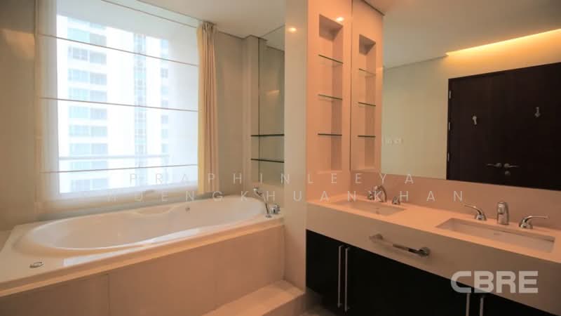 The Park Chidlom, Bangkok, 1 Petchaburi Road, Pathum Wan, Bangkok, 3 Bedrooms, 259 sqm, Condo For Sale, by Praphinleeya Phuengkhuankhan, 500422675 - DDproperty.com