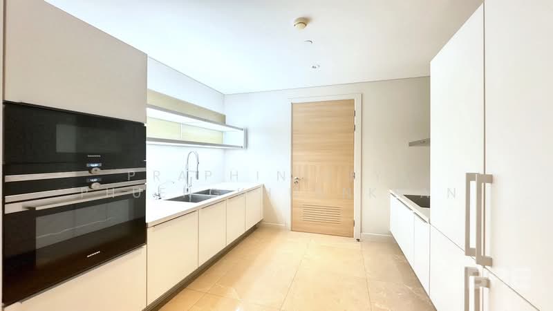 Sindhorn Residence : สินธร เรสซิเดนซ์ หลังสวน, กรุงเทพ, 54 ซอยต้นสน, ลุมพินี, ปทุมวัน, กรุงเทพ, 224 ตร.ม., คอนโด ขาย, โดย Praphinleeya Phuengkhuankhan, 500422687 - DDproperty.com