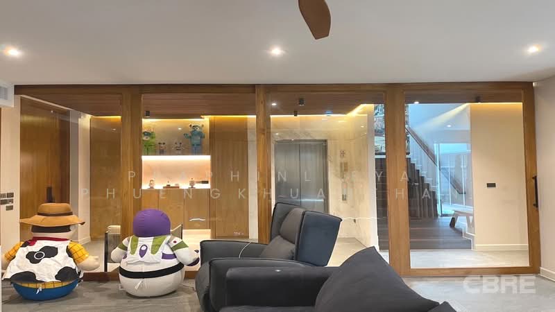 The Marq Exquisite Ratchaphruek-Charansanitwong, Bangkok, Phran Nok Phutthamonthon Sai 4 Rd, Bang Prom, Taling Chan, Bangkok, 4 Bedrooms, 600 sqm, Single Detached House For Sale, by Praphinleeya Phuengkhuankhan, 500422694 - DDproperty.com