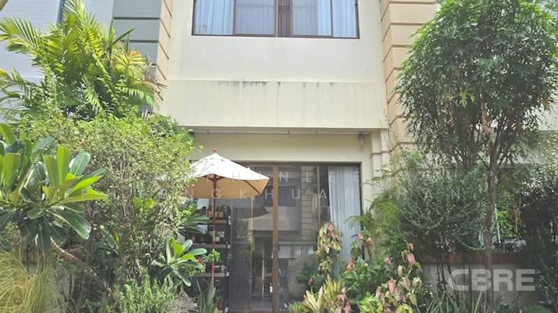 Townhouse in Thonglor Soi 9, Bangkok, Khlong Tan Nua, Watthana, Bangkok, 3 Bedrooms, 92 sqm, Townhouse For Sale, by Praphinleeya Phuengkhuankhan, 500422695 - DDproperty.com