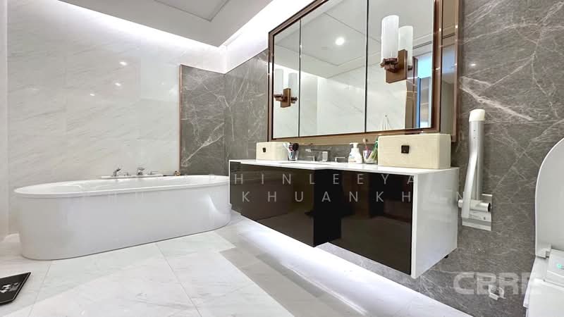 Sindhorn Tonson, Bangkok, 89 Soi Tonson Sarasin Road, Lumphini, Pathum Wan, Bangkok, 1 Bedroom, 86 sqm, Condo For Sale, by Praphinleeya Phuengkhuankhan, 500422697 - DDproperty.com