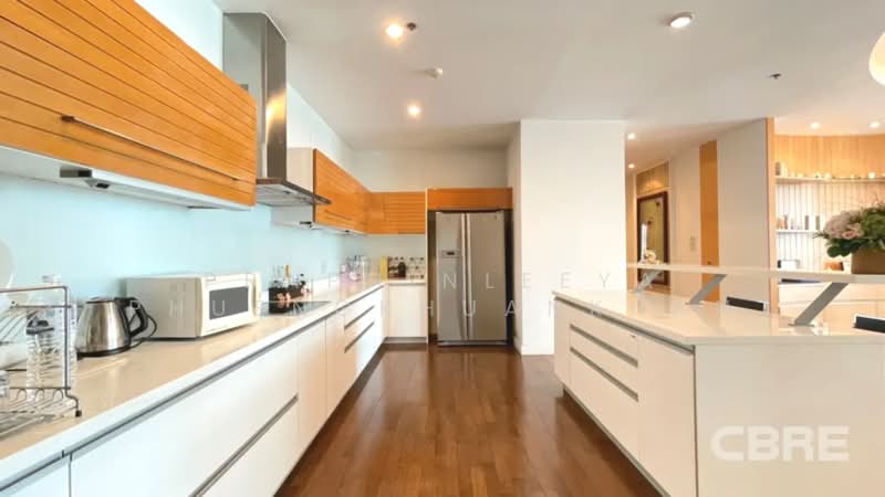 Baan Sathorn Chao Phraya, Bangkok, 931 Charoen Nakhon 15 A Alley, Khlong Ton Sai, Khlong San, Bangkok, 3 Bedrooms, 236 sqm, Condo For Sale, by Praphinleeya Phuengkhuankhan, 500422708 - DDproperty.com