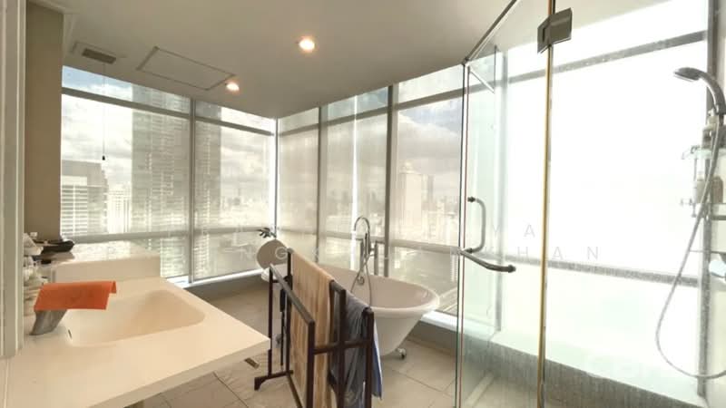 Baan Sathorn Chao Phraya, Bangkok, 931 Charoen Nakhon 15 A Alley, Khlong Ton Sai, Khlong San, Bangkok, 3 Bedrooms, 236 sqm, Condo For Sale, by Praphinleeya Phuengkhuankhan, 500422708 - DDproperty.com