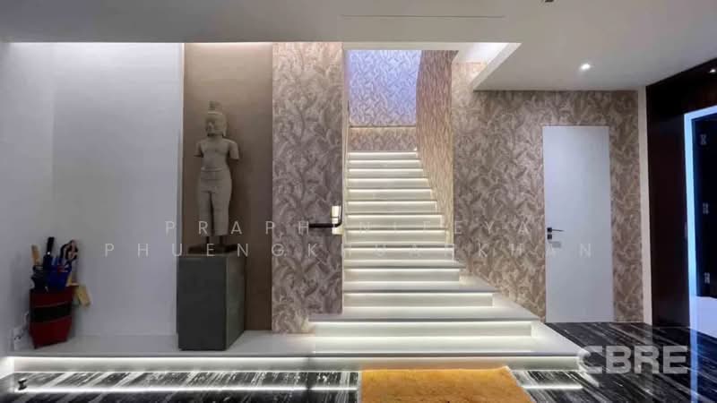 Sathorn Gardens, Bangkok, 39 South Sathorn Road, Thung Maha Mek, Sathon, Bangkok, 3 Bedrooms, 462 sqm, Condo For Sale, by Praphinleeya Phuengkhuankhan, 500422710 - DDproperty.com