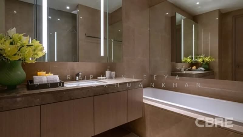 Le Premier 1, Bangkok, 13 Soi Sukhumvit 23, Khlongtoei Nua, Watthana, Bangkok, 2 Bedrooms, 171 sqm, Condo For Sale, by Praphinleeya Phuengkhuankhan, 500422741 - DDproperty.com