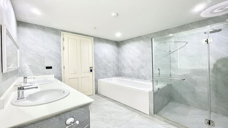 Ideal 24, Bangkok, 85 Sukhumvit 24 Alley, Khong Tan, Khlong Toei, Bangkok, 4 Bedrooms, 330 sqm, Condo For Sale, by Praphinleeya Phuengkhuankhan, 500422754 - DDproperty.com
