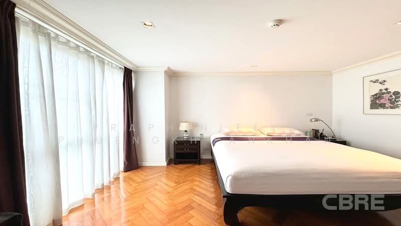 Serene Place Sukhumvit 24, Bangkok, 9 Soi Sukhumvit 24, Sukhumvit Road, Khong Tan, Khlong Toei, Bangkok, 2 Bedrooms, 110 sqm, Condo For Sale, by Praphinleeya Phuengkhuankhan, 500422784 - DDproperty.com
