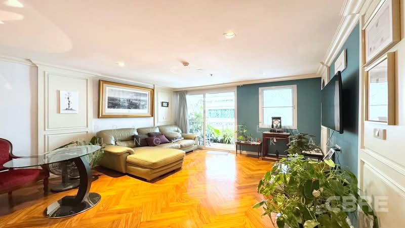 Serene Place Sukhumvit 24, Bangkok, 9 Soi Sukhumvit 24, Sukhumvit Road, Khong Tan, Khlong Toei, Bangkok, 2 Bedrooms, 110 sqm, Condo For Sale, by Praphinleeya Phuengkhuankhan, 500422784 - DDproperty.com